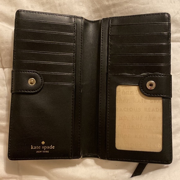 Kate Spade wallet - Picture 3 of 10